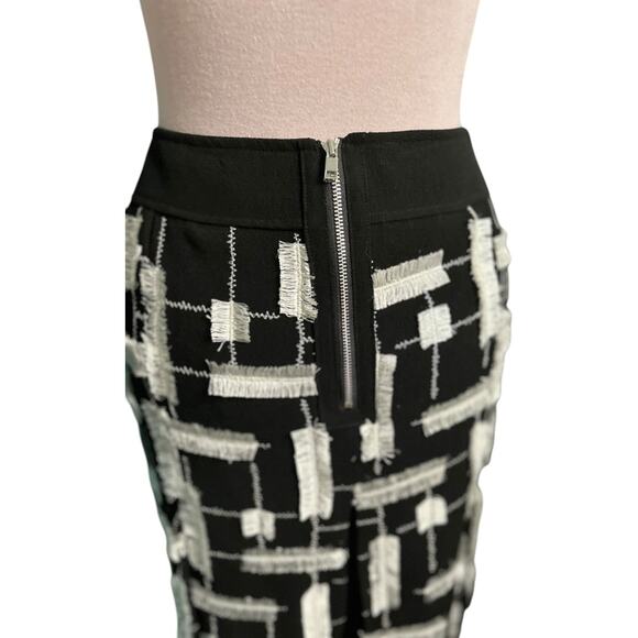 NWOT PRE SE by Carlisle 100% Wool Black Cream Eyelash Pleated Skirt Size 8 - Picture 3 of 7